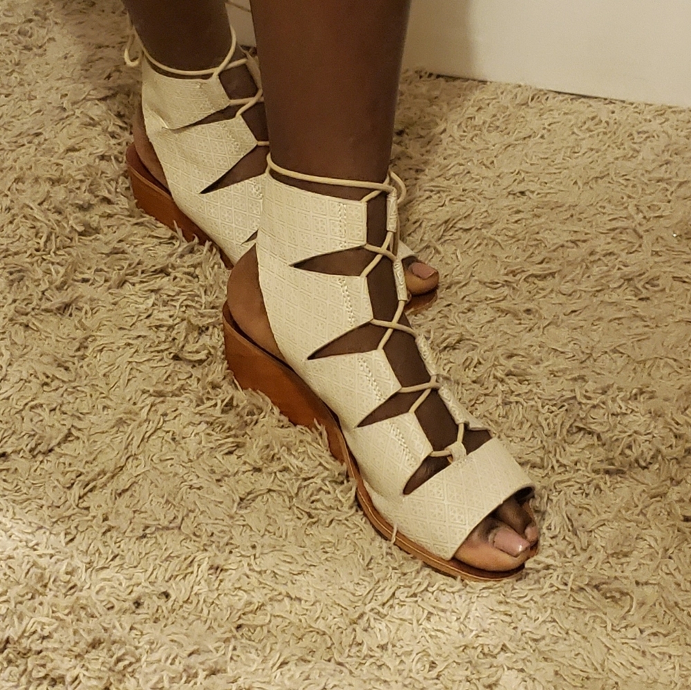 LUCKY BRAND sandals